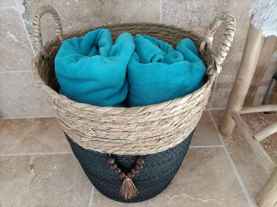 La Maison Bleue Juillac  エクステリア 写真