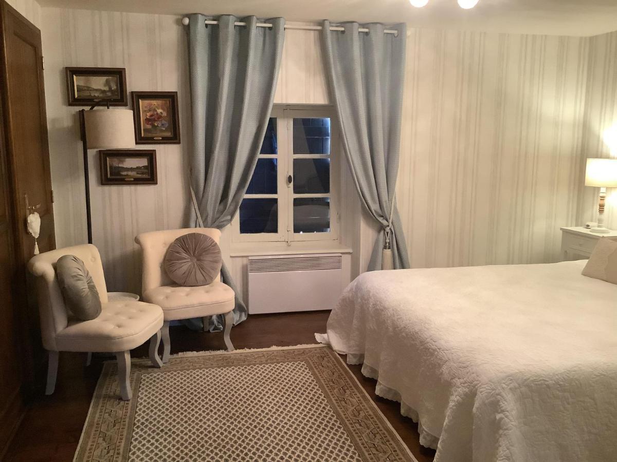 La Maison Bleue Juillac  エクステリア 写真