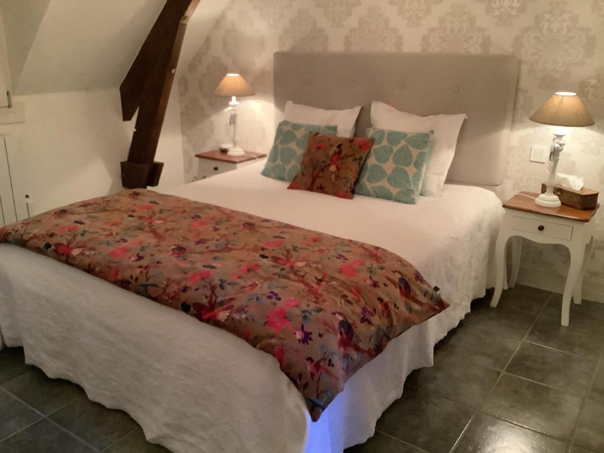 La Maison Bleue Juillac  エクステリア 写真