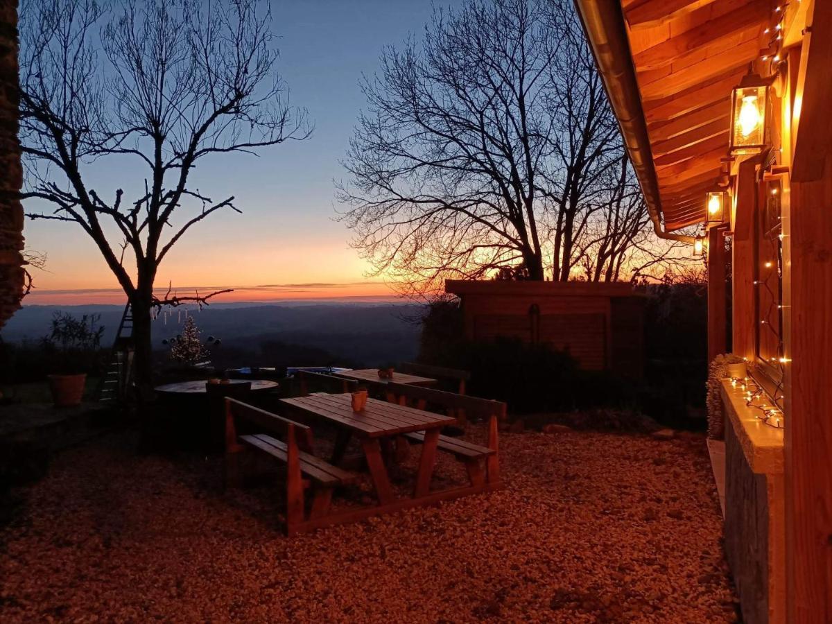 La Maison Bleue Juillac  エクステリア 写真