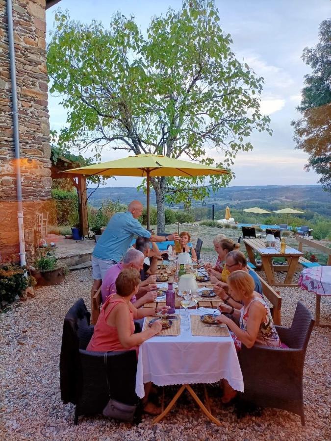 La Maison Bleue Juillac  エクステリア 写真