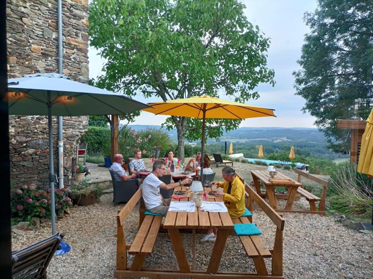 La Maison Bleue Juillac  エクステリア 写真