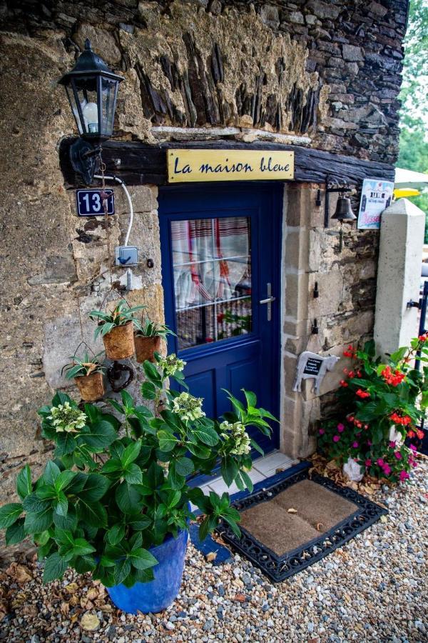 La Maison Bleue Juillac  エクステリア 写真