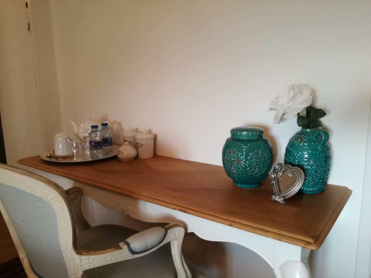 La Maison Bleue Juillac  エクステリア 写真